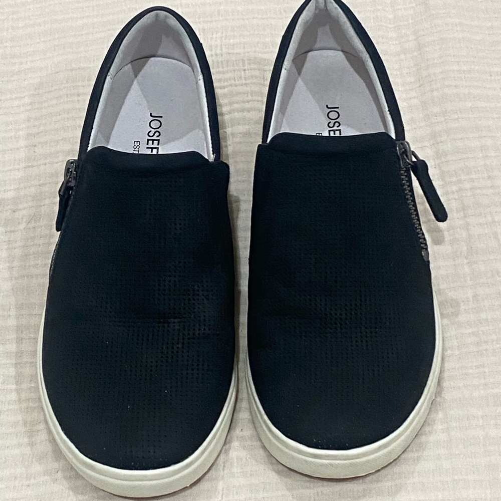 Josef Seibel women’s Black Slip-On